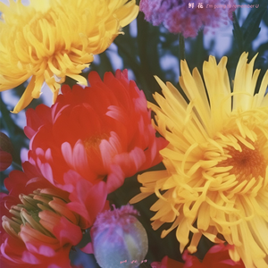 男同桌脱我小内内玩我全身微博
