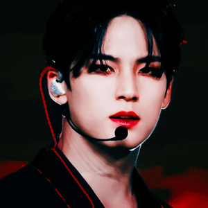 男同桌脱我小内内玩我全身微博
